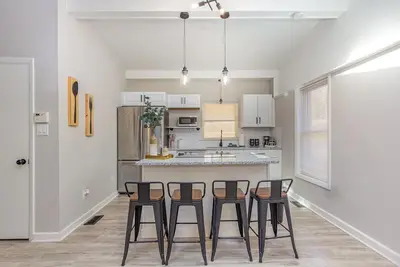 Home in Durham 2 mins from Duke University Campus