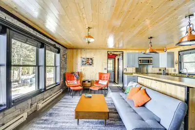 Image de Lakefront Cabin on Lake Vermilion: Dock, Boat Lift