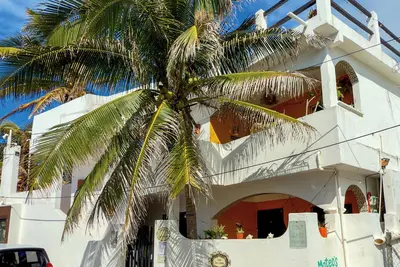 Image de Casa Roca Caribe - Whole House - 4 Bedroom, 3 Bathroom, Pool, Ocean front