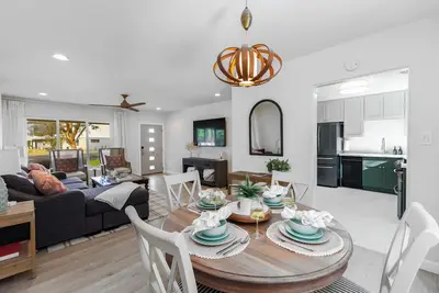 Image de The Phoenix Stay – Cozy 3br Retreat with Ac & WiFi in the Heart of Phoenix!