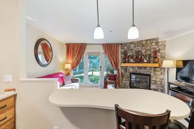 Image de Lakeside Village Haven | Pool |Hot Tub |Pickleball