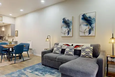 Image de Walk to Lifts | Updated | High Ceilings | Gold Creek 204
