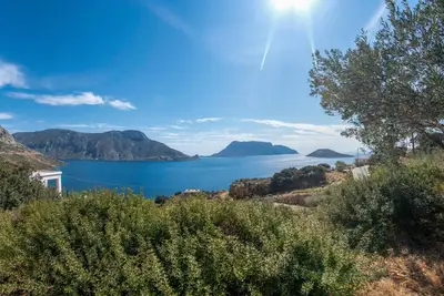 Image de Appartement \"Nik Psaras House\" avec vue sur la mer, Wi-Fi et climatisation