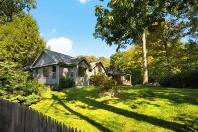 Image de 3-bedroom Lakefront House w/Pool, Lakeside Dock, Sunset Views
