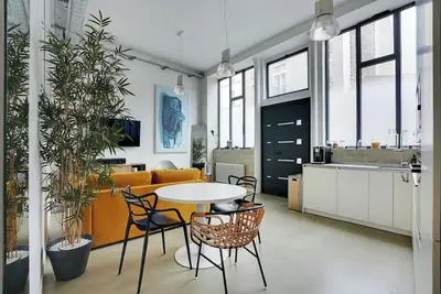 Image de Loft en Duplex Montmartre - 18e