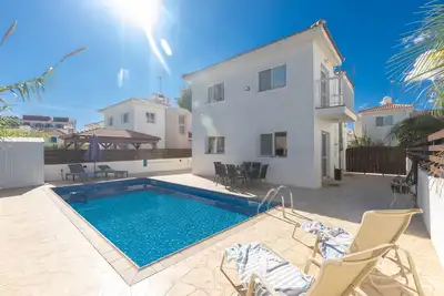 Image de Protaras Blue River Villa Br26 - a villa that sleeps 7 guests in 3 bedrooms