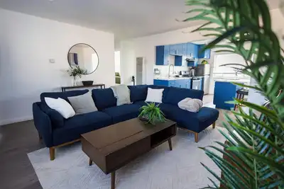 Image de Your Perfect Long Beach Hideaway