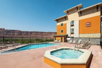 Image de Desert Retreat – Your Base for Moab Exploration! In-Room Kitchen & Pet-Friendly