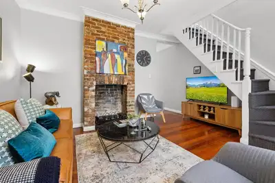 Image de \"Harrys Terrace\" Stylish 3-Bed Home in Surry Hills
