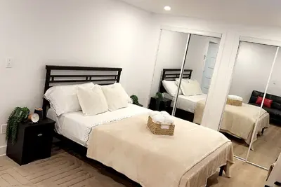 Image de Cozy stay in the heart of Terrebonne