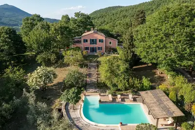 Image de Villa Ă San Casciano Dei Bagni avec 6 chambres Ă coucher, 14 couchages
