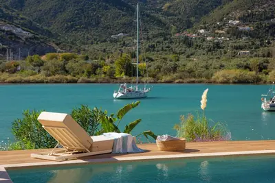 Image de Villa Unalome – Seafront Luxury in the Picturesque Bay of Vlicho