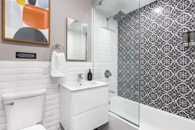 Image de Save on 2Day+ Stays 6Br Duplex