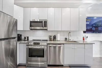 Image de Largest Place in Nyc 21 Beds  apts