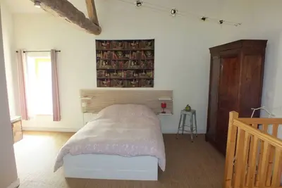 Image de Quaint lodge with WiFi in charming XIIIth Century Farm in Étivey Wine Country