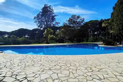 Image de T3 spacieux avec balcon - très belle vue mer