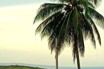 Image de Spacious family home on the beautiful Atlantic coast, 12 minute walk to beach.