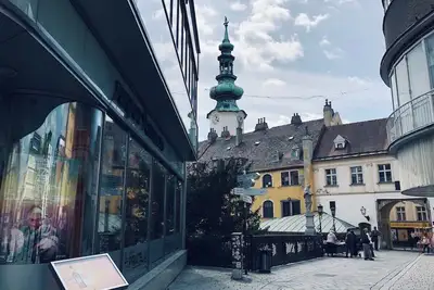 Image de Modern apartment in Old Town Bratislava