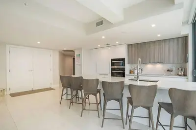 Image de Exclusive Oceanfront Condo with Oversized Terrace
