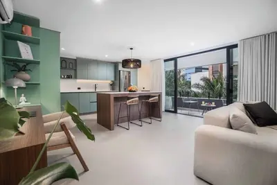 Hygge 501 - 2br | 2Bath | Balcony | Near Granada