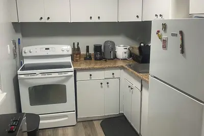 Image de Bright and Cozy 1-bedroom apartment in the West End of Hartford