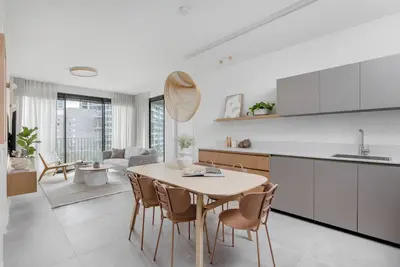 Image de Brand-New & Spacious 2br/2Bath Getaway in Central Tlv
