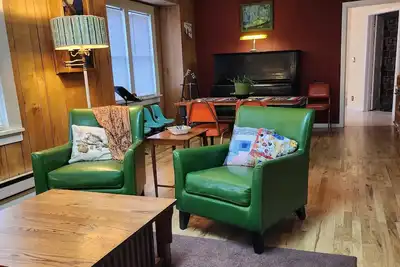 Image de The Woodshed - charming 3 bdrm\/1 bath bungalow in Enterprise