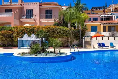 Image de Appartement-Balcon-Salle de bain privée séparée