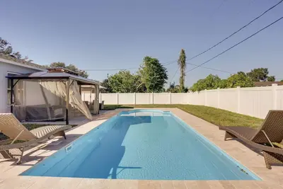 Image de Sunset Harem Hideaway Port St. Lucie - Your Tropical Oasis with A Private Pool and Stunning Sunsets