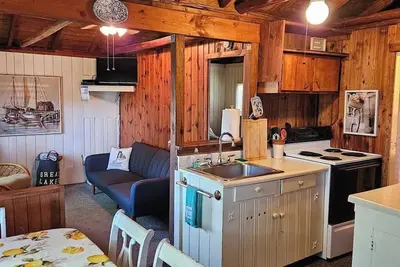 Image de Cozy Catamaran Cottage on Great Lake Huron