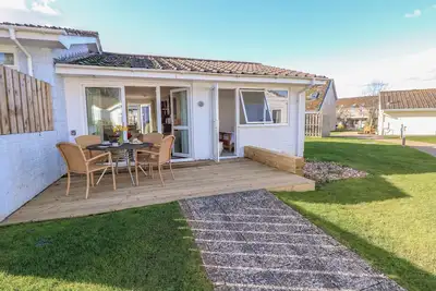 Image de Cape A6, country holiday cottage, with a garden in Yarmouth