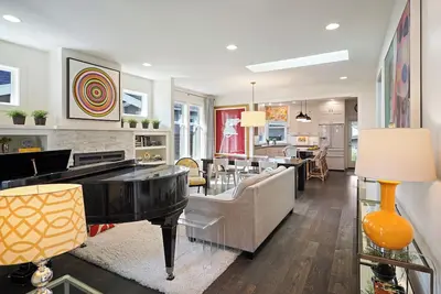 Image de Beautiful home located in the Northwest Crossing neighborhood in Bend, Or