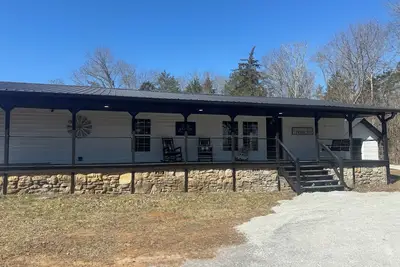 Image de Big Daddy's Farmhouse