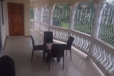 Image de Cozy 8 - Bedroom Villa Retreat - Spacious, Serene and Stunning!