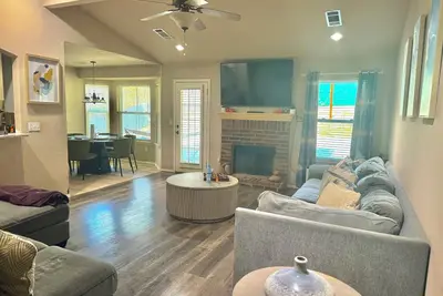 Image de Casino Retreat: Hot Tub Oasis