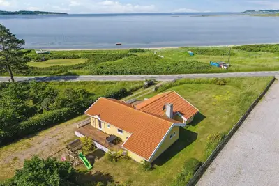 Image de Summer House – Sea View, Beach, and Nature