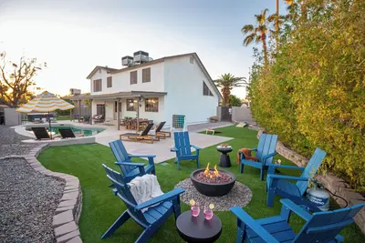 Image de Dream Desert Escape ~ Free Heated Pool~Hottub~Game Rm ~ Putting Green~Arcades