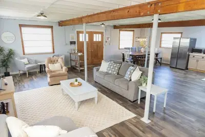 Image de The Rustic Reed Barn