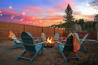 Image de The Paddle House | Hot Tub + Fire Pit Stay