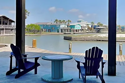 Image de The Salty Dog at Copano Bay | Bay Views