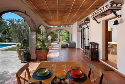 Paradise with private jacuzzi and wellness pool