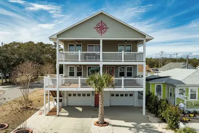 Image de Kure Beach Retreat |Walk to Beach & Family Activities