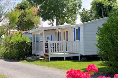 Image de Prestige 3 ch / 1 sdb (terrasse couverte fermée) 6 personnes