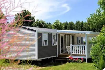 Image de Prestige Plus 3 ch / 2sdb (terrasse couverte fermée) 6 personnes