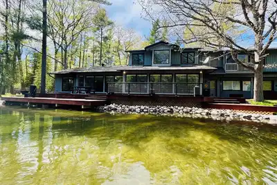Image de Relax at The Crystal View Weaver House on the Crystal River in Glen Arbor