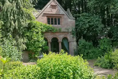 Image de Quirky, cosy, romantic cottage with own garden in Wye Valley. Pet friendly!