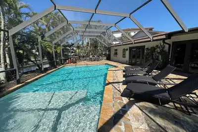 Image de Bonita 4-Bedroom Poolside Oasis