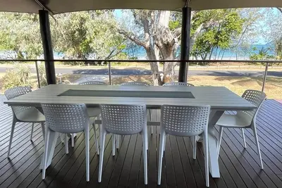 Image de Sully's Beach House - Beach and Ocean Views