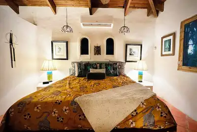 Charming country creative house with Ac & WiFi in lovely Vieques at Playa Negra