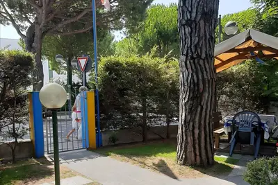 Image de Appartement \"Euroholiday Village 2a\" avec terrasse privée, jardin partagé et Wi-Fi